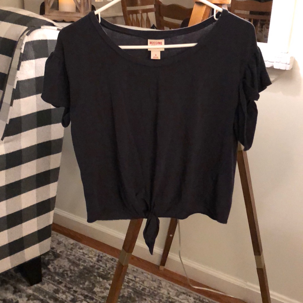Cute Basic Flutter Sleeve Shirt